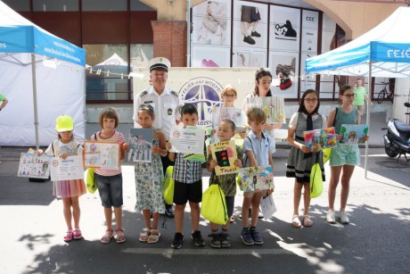 Így közlekedtek ti! - kiosztották a rendőrség rajzpályázatának díjait